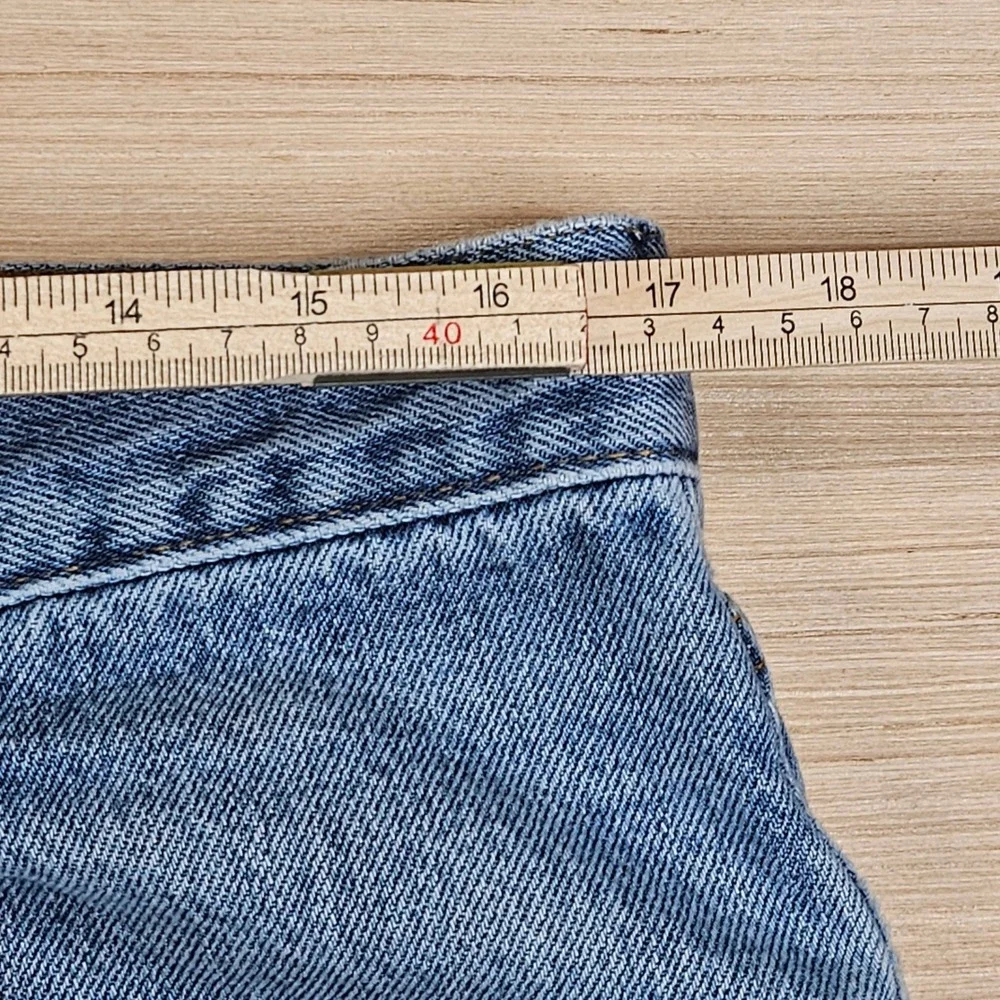 Vintage Levis Y2K Loose Straight Fit Jeans Mens 34x32 Blue Denim Casual Workwear
